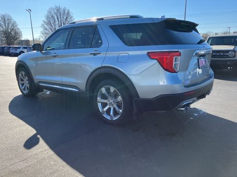 Used 2020 Ford Explorer Platinum w/ Premium Technology Package image 5