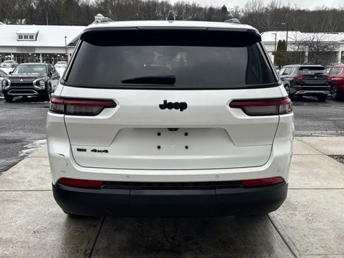 Used 2021 Jeep Grand Cherokee L Laredo image 5