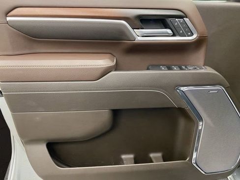 Used 2025 GMC Sierra 3500 Denali w/ Denali Reserve Package image 20