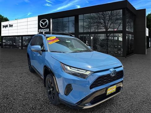 Used 2023 Toyota RAV4 SE w/ SE Grade Weather Package AWD/4WD image 1
