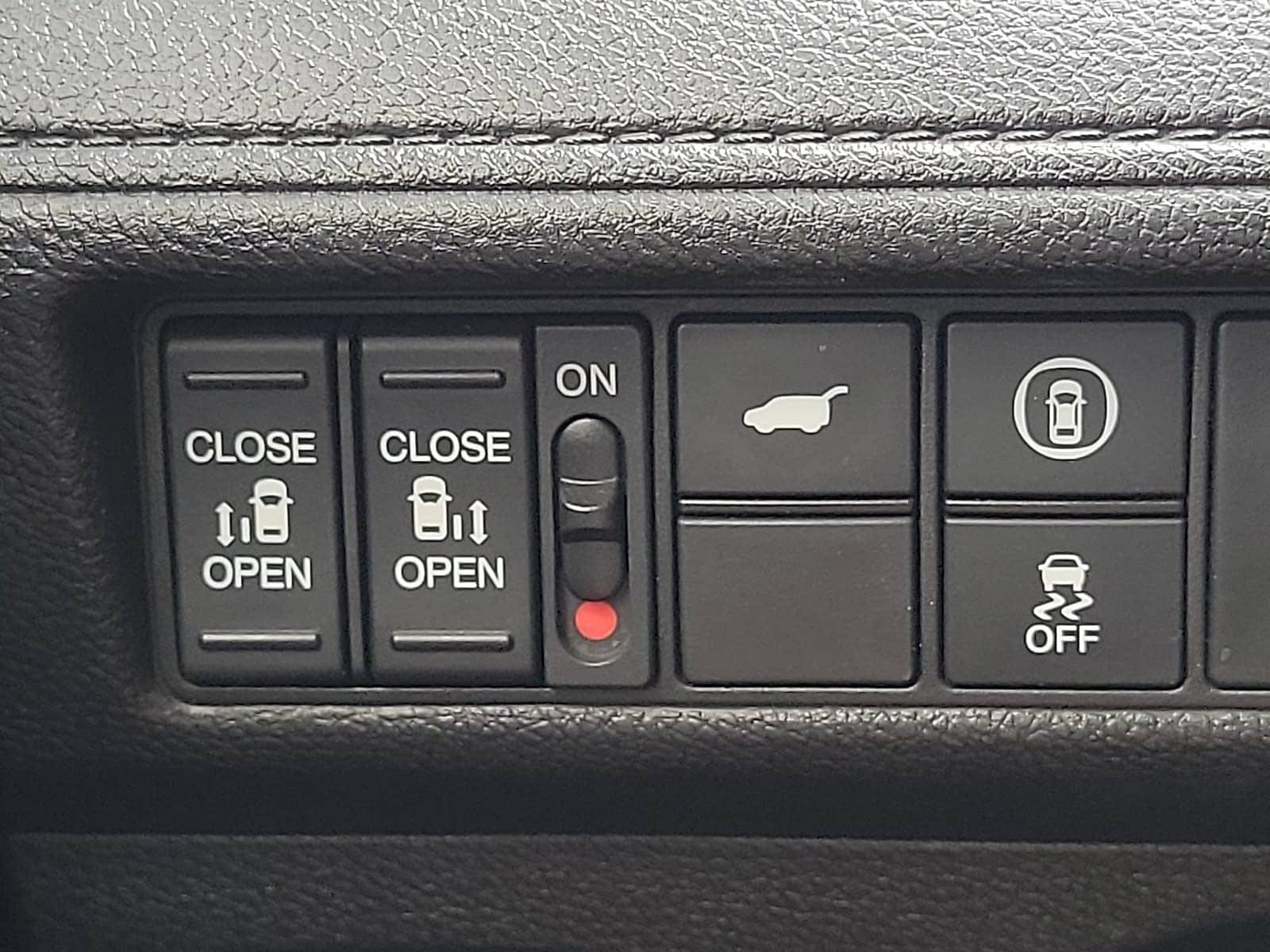 Used 2023 Honda Odyssey Sport image 17