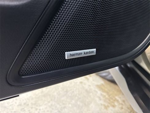 Used 2024 Subaru Outback Touring image 23