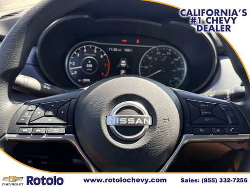 Used 2024 Nissan Versa SV FWD image 21