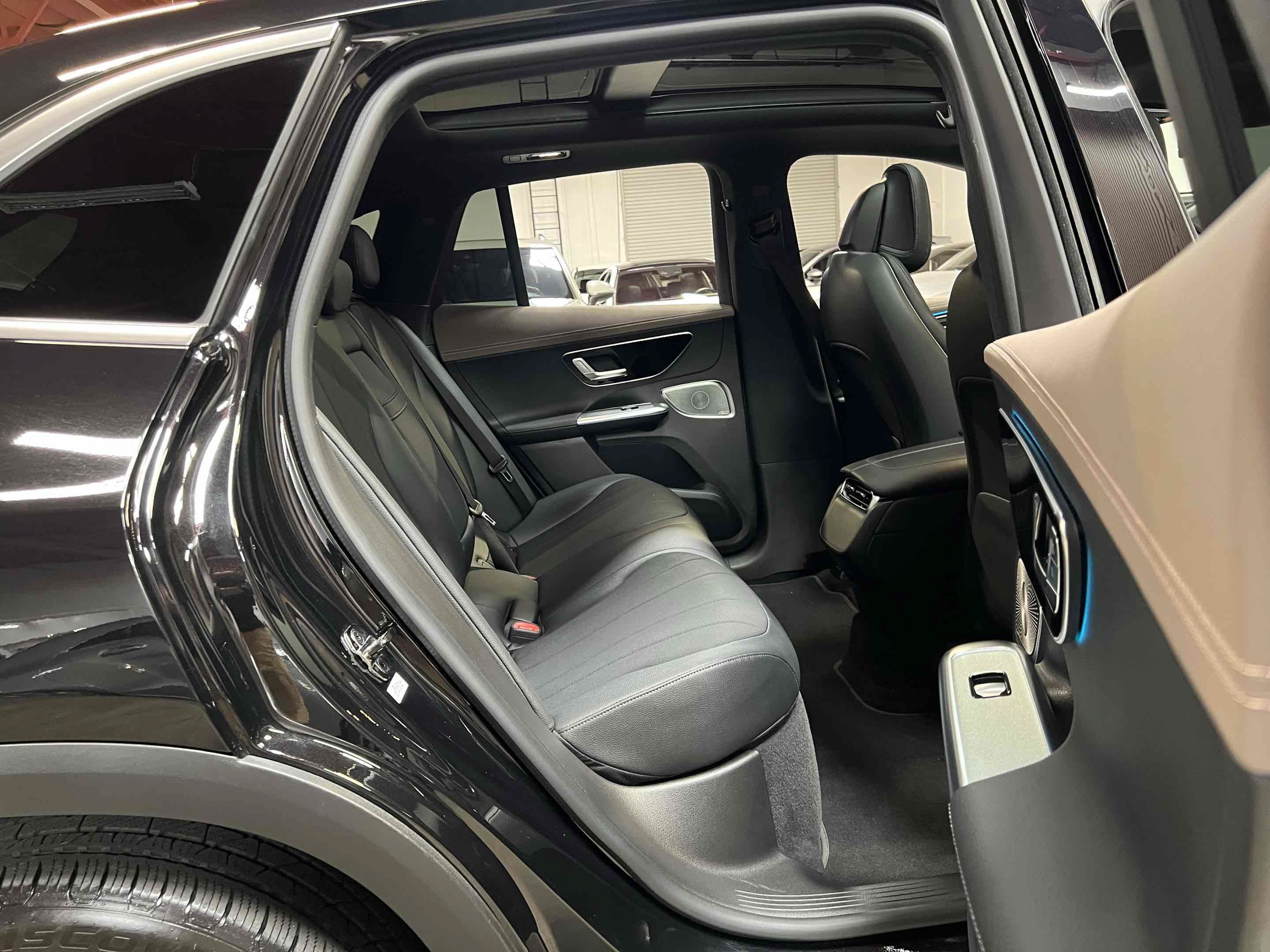 Used 2023 Mercedes-Benz EQE 350+ SUV image 39