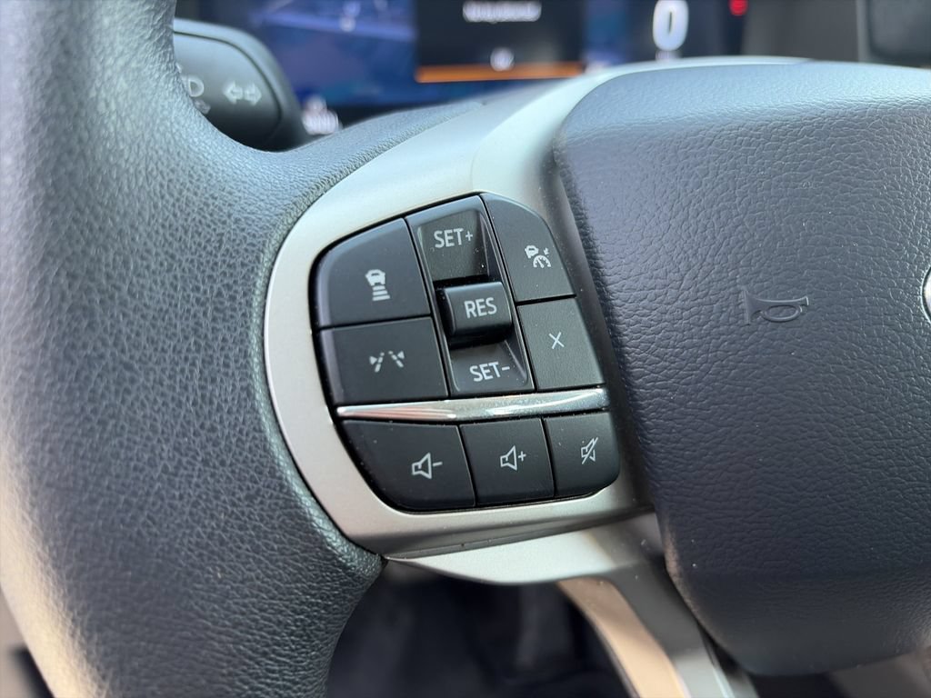 New 2026 Ford Explorer Active RWD image 20
