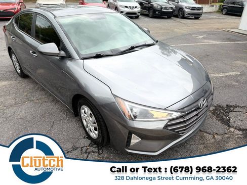 Used 2019 Hyundai Elantra SE w/ Cargo Package FWD image 6