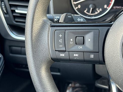 Certified 2023 Nissan Rogue SV image 27