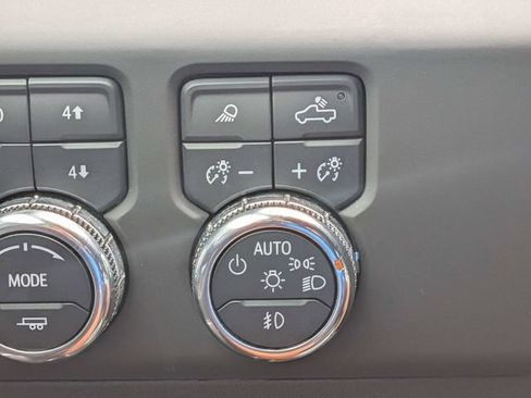 Used 2024 GMC Sierra 1500 Denali w/ Technology Package AWD/4WD image 29