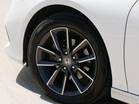 Used 2021 Honda Accord EX-L image 10