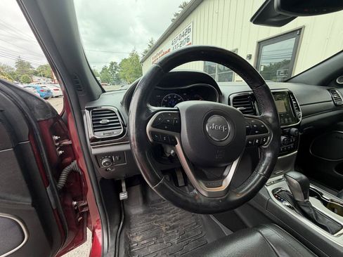 Used 2019 Jeep Grand Cherokee High Altitude AWD/4WD image 13
