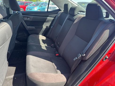 Used 2019 Toyota Corolla LE FWD image 13