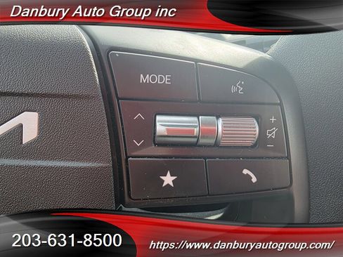 Used 2025 Kia K4 LX image 13