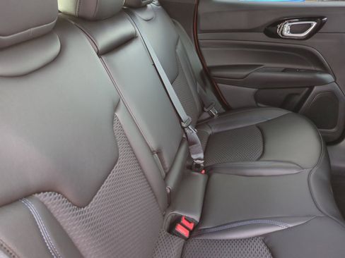 New 2026 Jeep Compass Latitude AWD/4WD image 18