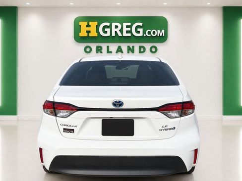 Used 2024 Toyota Corolla LE FWD image 8