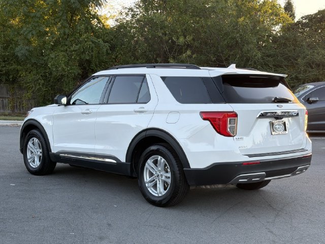 Used 2023 Ford Explorer XLT w/ Equipment Group 202A RWD image 5