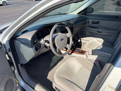 Used 2007 Ford Taurus SEL FWD image 11