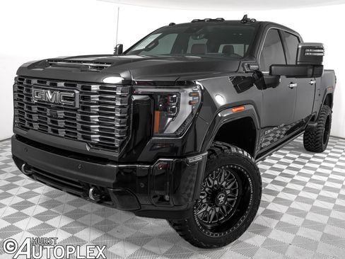 Used 2026 GMC Sierra 2500 Denali Ultimate AWD/4WD image 1