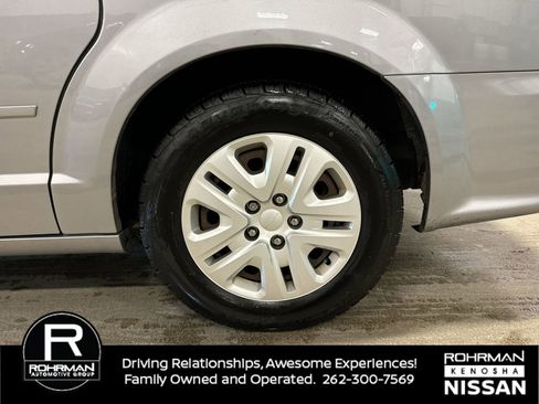 Used 2015 Dodge Grand Caravan SE w/ Quick Order Package 29E SE image 5