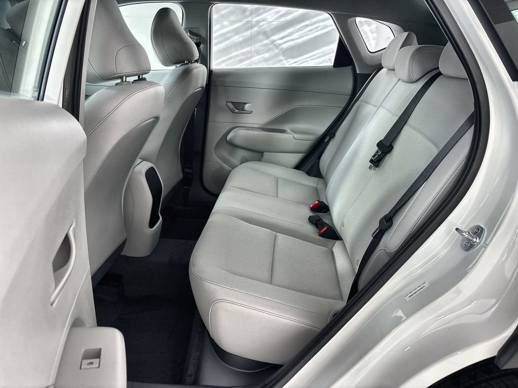 Used 2026 Hyundai Kona SE FWD image 24