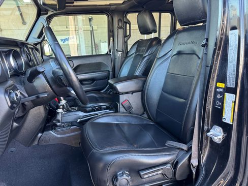 Used 2021 Jeep Wrangler Unlimited Sahara AWD/4WD image 11