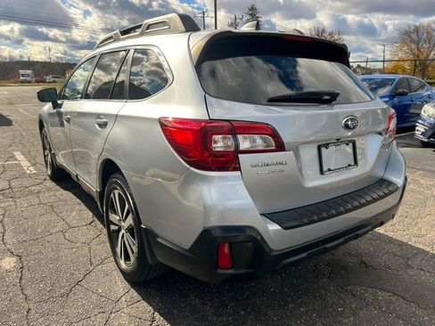 Used 2019 Subaru Outback 2.5i Limited w/ Popular Package #2 AWD/4WD image 7
