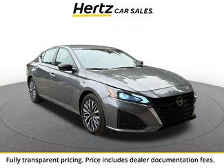 Used 2025 Nissan Altima 2.5 SV FWD video 1