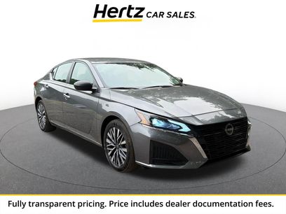 Used 2025 Nissan Altima 2.5 SV
