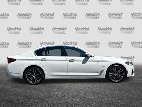 Used 2023 BMW 530e RWD image 3