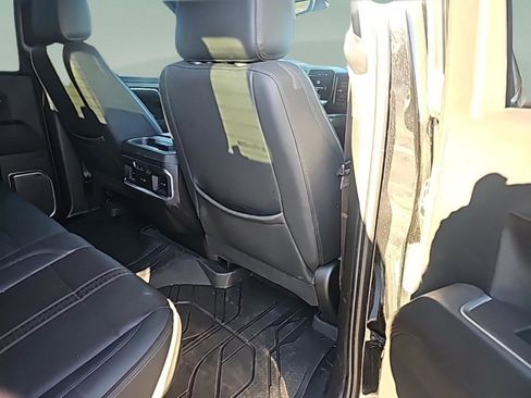 Used 2023 Chevrolet Silverado 1500 High Country w/ High Country Premium Package image 34