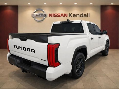 Used 2023 Toyota Tundra SR5 w/ SR5 Convenience Package RWD image 4
