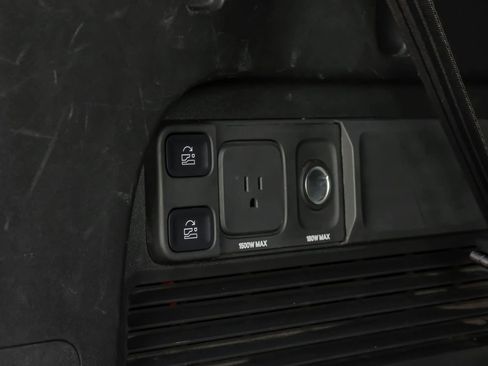 Used 2024 Rivian R1S Adventure AWD/4WD image 65