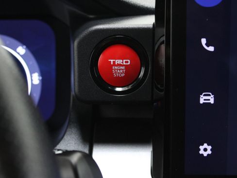 Used 2025 Toyota 4Runner TRD Off-Road Premium w/ Tow Technology Package AWD/4WD image 17