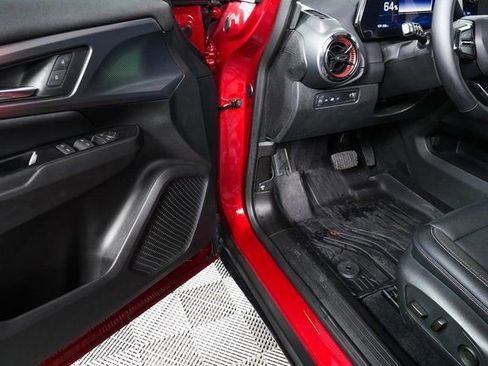 New 2025 Chevrolet Equinox EV RS image 8