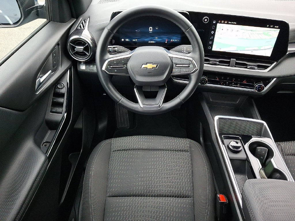 Used 2026 Chevrolet Equinox LT AWD/4WD image 12