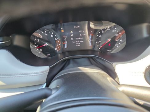 New 2026 Jeep Compass Limited image 18