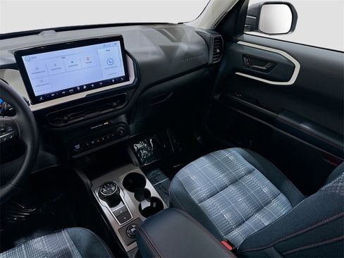 Used 2025 Ford Bronco Sport Heritage w/ Convenience Package image 22