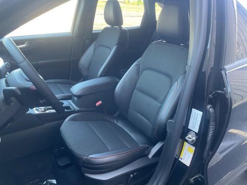 New 2026 Ford Escape ST-Line w/ Tech Pack #1 AWD/4WD image 22
