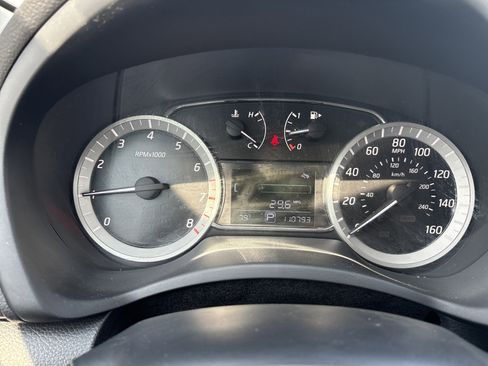 Used 2015 Nissan Sentra SR image 5