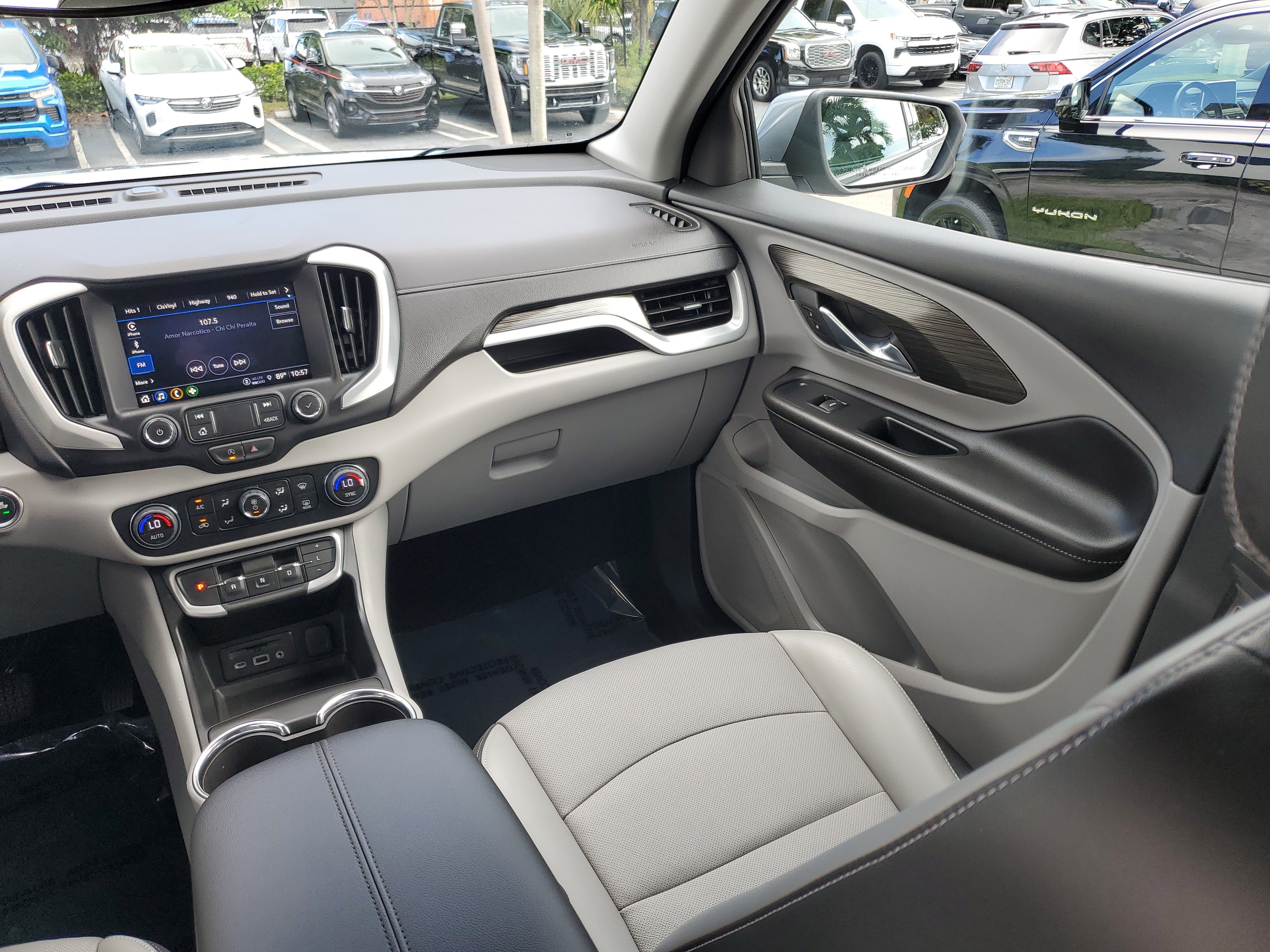 Used 2023 GMC Terrain SLT FWD image 17