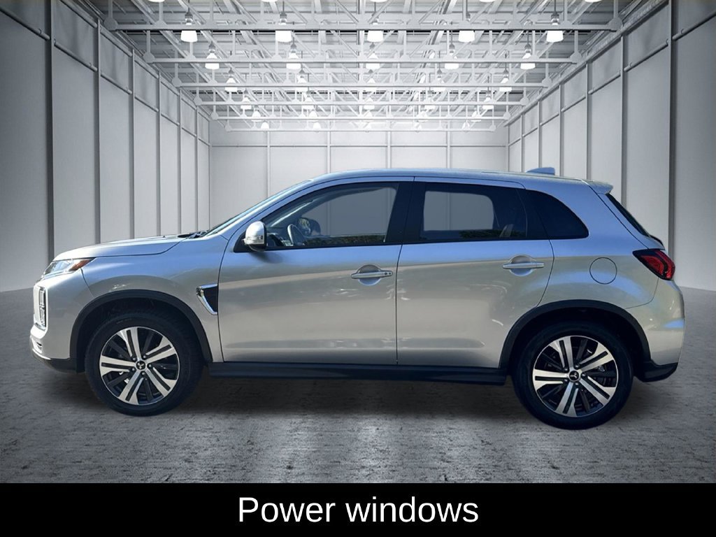 Used 2025 Mitsubishi Outlander Sport SE AWD/4WD image 4