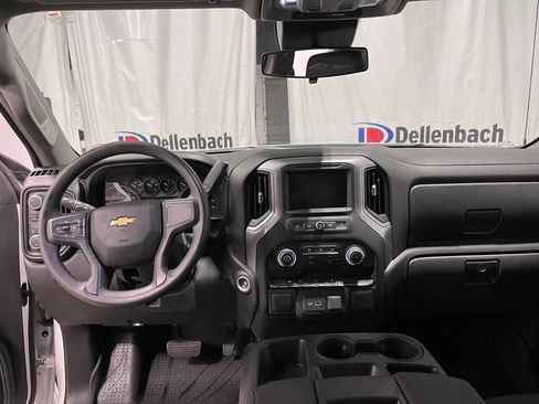 Used 2022 Chevrolet Silverado 1500 W/T w/ WT Convenience Package AWD/4WD image 14