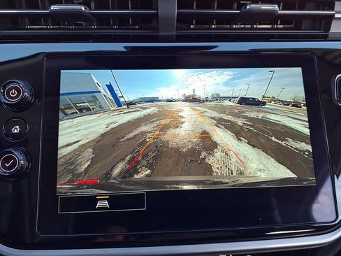 Certified 2023 Chevrolet Bolt EUV LT w/ Convenience Package image 14