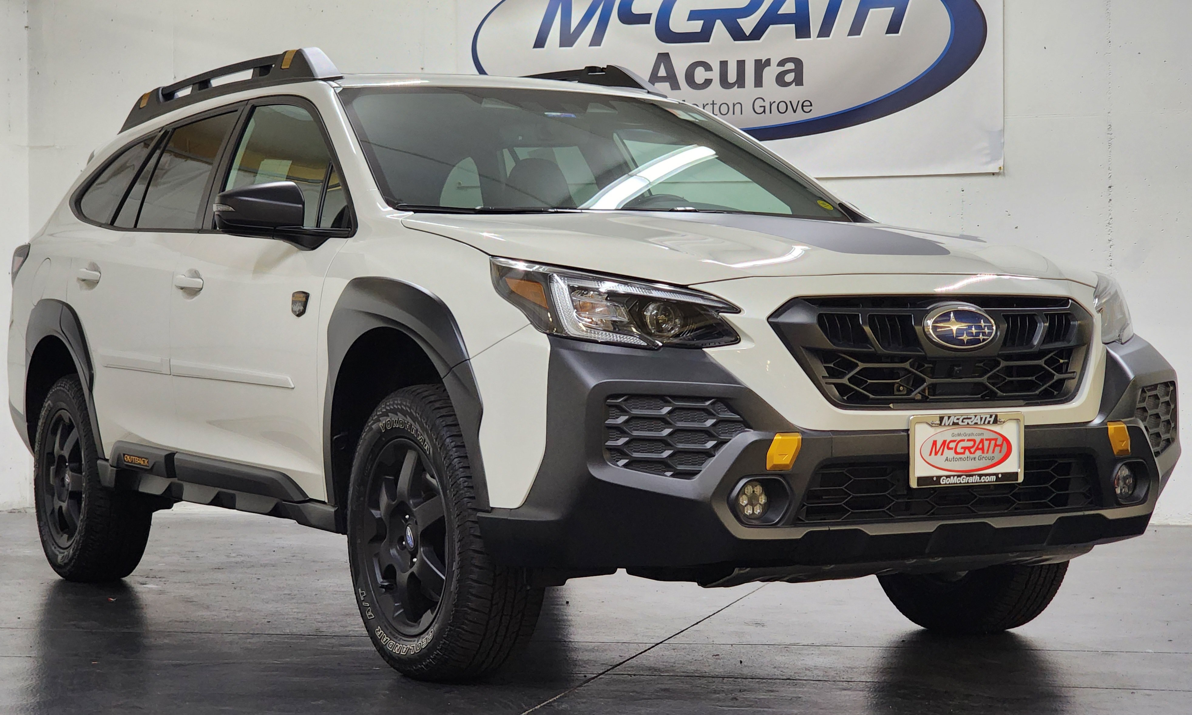 Used 2025 Subaru Outback Wilderness AWD/4WD image 3