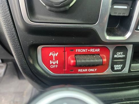Used 2020 Jeep Gladiator Rubicon AWD/4WD image 21