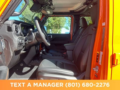 Used 2025 Jeep Gladiator Sport AWD/4WD image 11