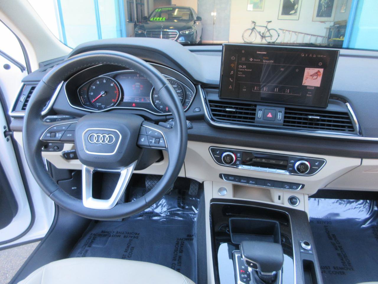 Used 2023 Audi Q5 2.0T Premium w/ Convenience Package AWD/4WD image 47