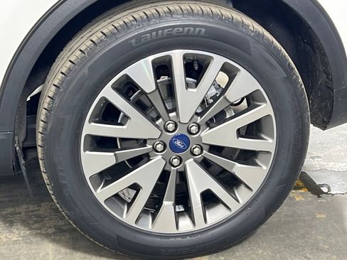 Used 2021 Ford Escape Titanium w/ Class II Trailer Tow Package image 42