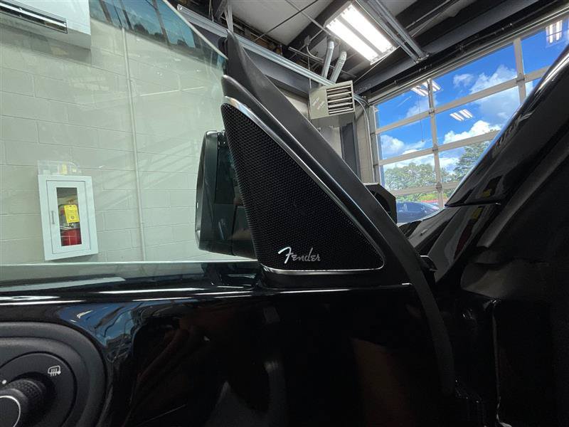 Used 2015 Volkswagen Beetle TDI FWD image 20