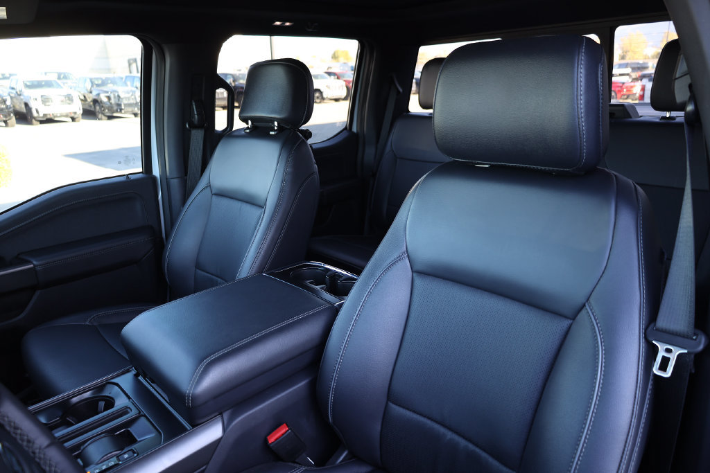 Used 2025 Ford F150 Lariat AWD/4WD image 17