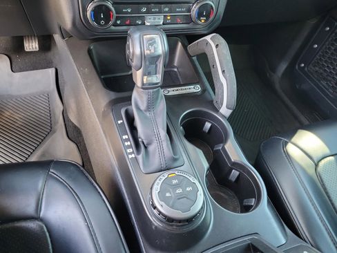 Certified 2022 Ford Bronco Outer Banks image 16